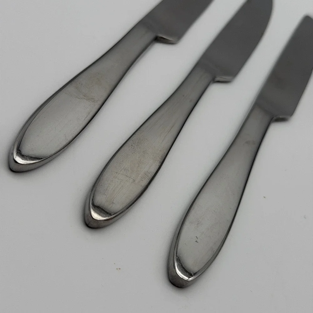 Pfaltzgraff Stainless Steel Serrated Dinner Knives Set of 3 Silver Flatware